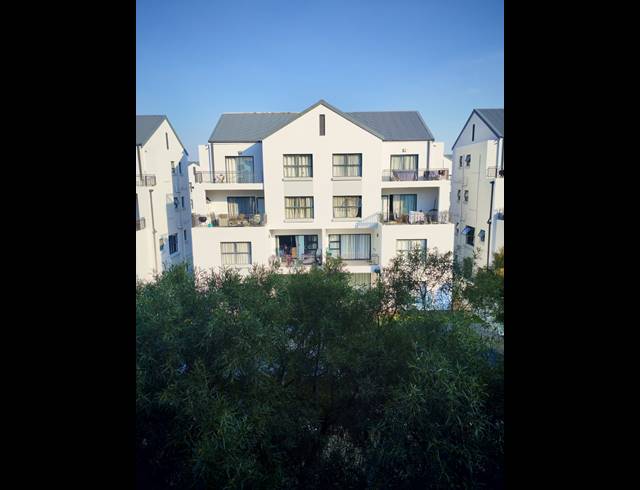 2 BEDROOM APARTMENT TO LET IN GREENSTONE HILL